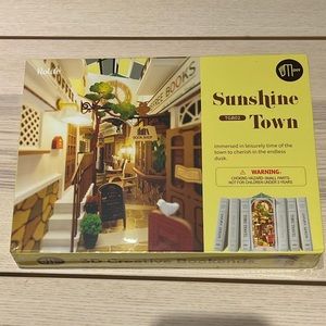 SUNSHINE TOWN 3D DIY Miniature Book Nook Shelf Insert
